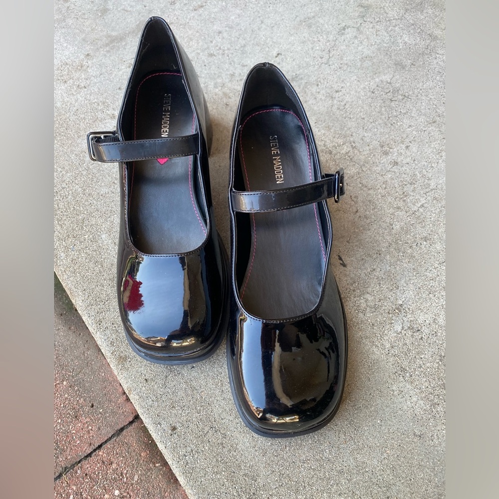 Steve Madden Jorama Baby Doll Patent Leather Shoes Size 7